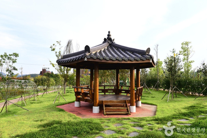 장성_상무평화공원_1_공공3유형.jpg