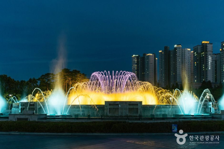 일산호수공원_노래하는분수대_2_공공1유형.jpg