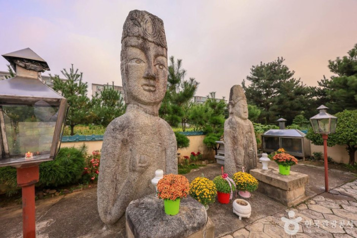 아양동_석불입상_3_공공3유형.jpg