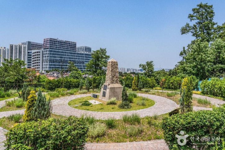 유엔군_초전기념비_1_공공1유형.jpg