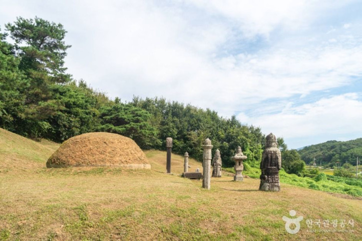 충주_이수일_묘소_2_공공1유형.JPG