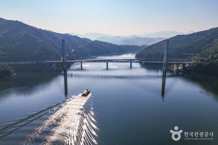청풍호_유람선_4_공공1유형.jpg