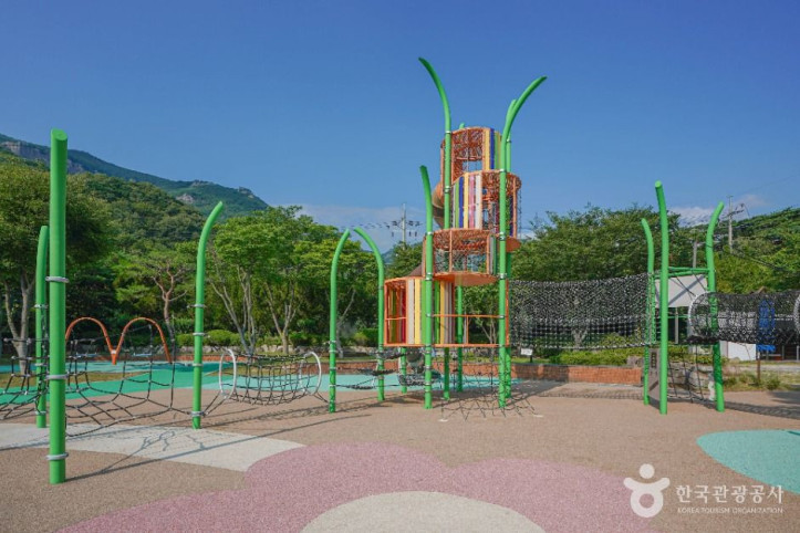 밀양_우리아이마음숲놀이터_4_공공1유형.jpg