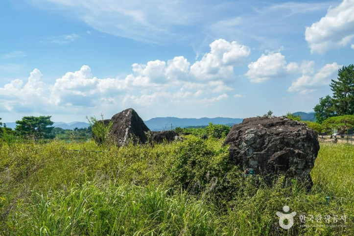 청도_범곡리_지석묘군_4_공공1유형.jpg