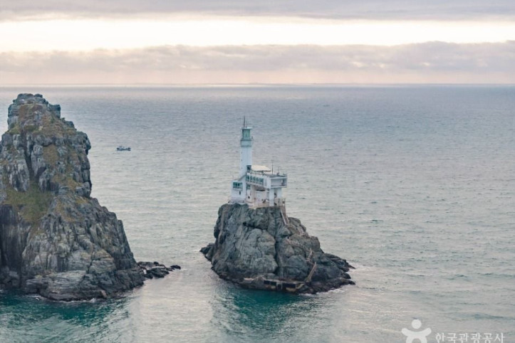 오륙도_등대_4_공공1유형.jpg