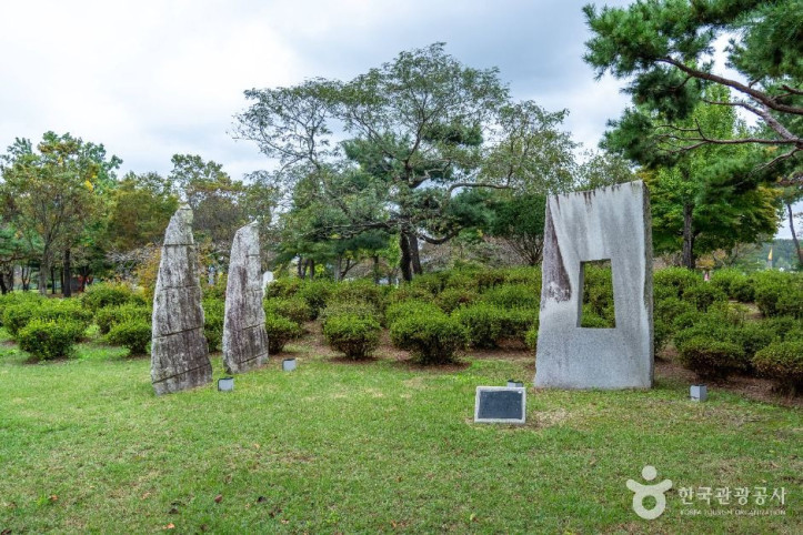 구드래조각공원_2_공공1유형.jpg
