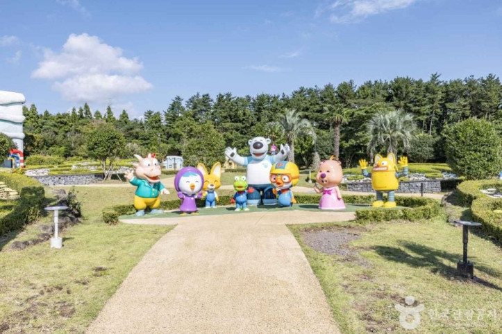 뽀로로앤타요_테마파크_제주_4_공공3유형.jpg