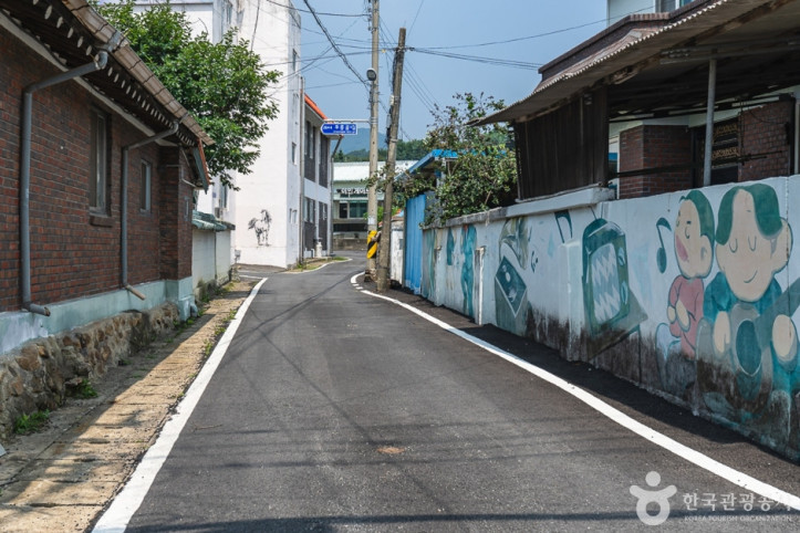 이인_벽화_마을_3_공공3유형.jpg