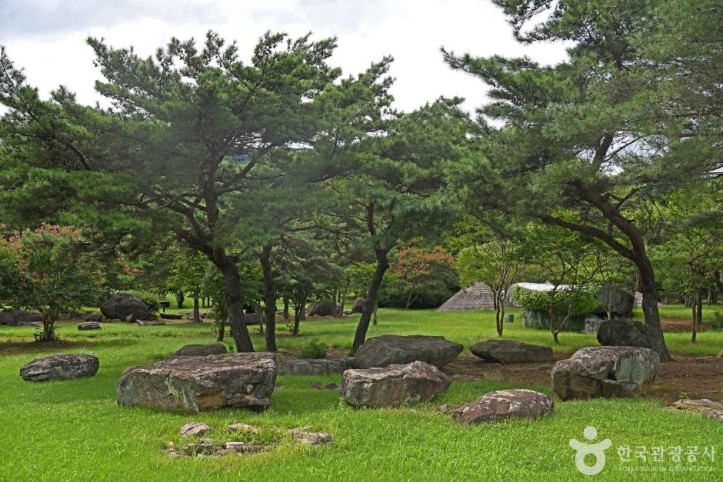 순천_고인돌_공원_3_공공3유형.JPG
