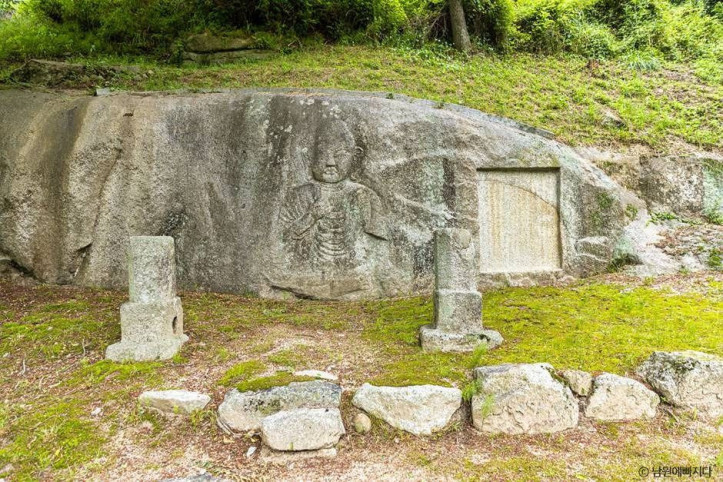 여원치마애불상_3_공공3유형.jpg