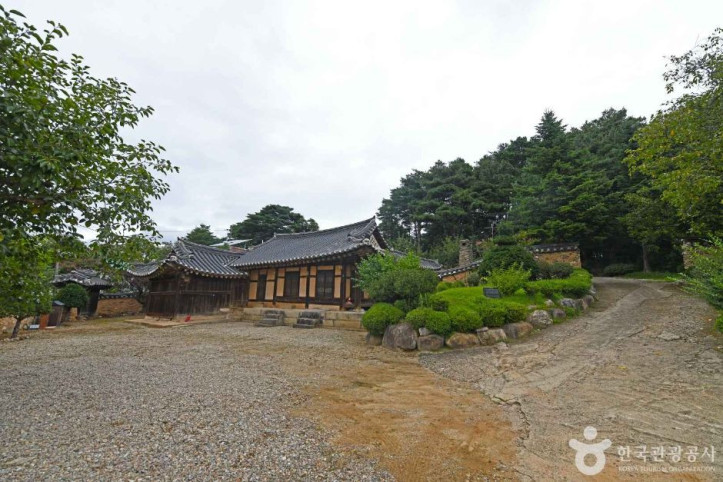 고성_어명기_고택_6_공공3유형.JPG