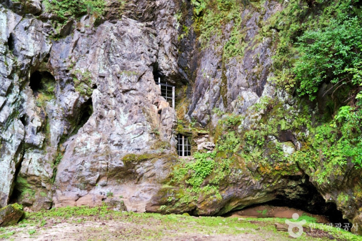 제천_점말동굴유적_5_공공3유형.JPG