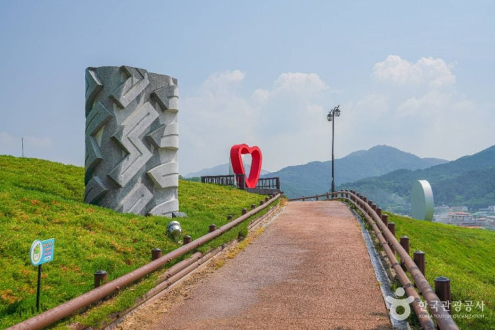 생초국제조각공원_3_공공1유형.jpg