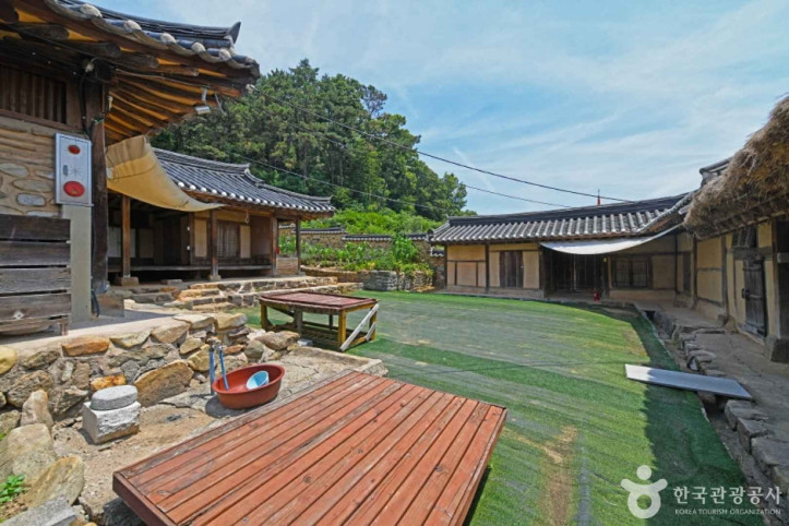 음성_공산정_고택_3_공공3유형.JPG