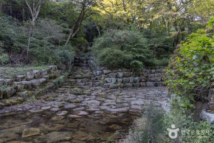 용문사계곡_2_공공1유형.jpg
