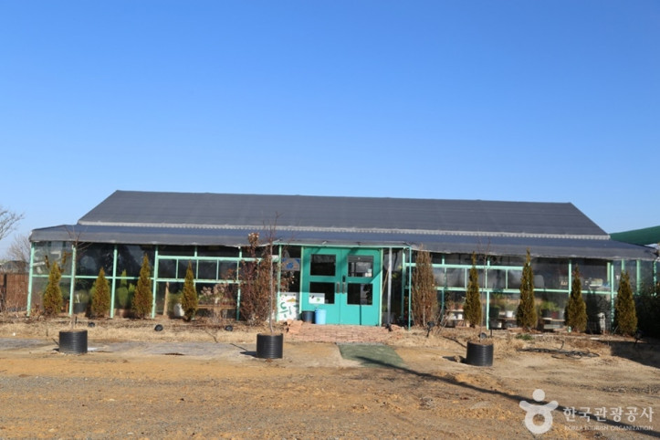 치유농장_뒤란_1_공공3유형.JPG