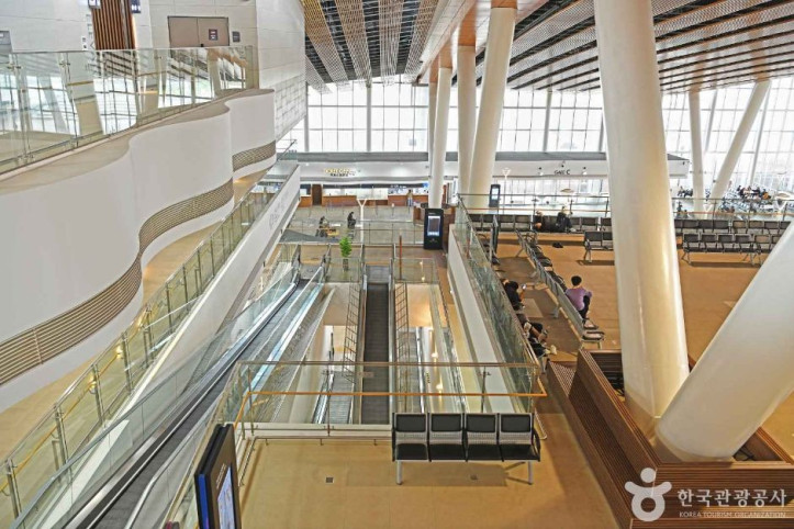 인천항_국제여객터미널_5_공공3유형.JPG
