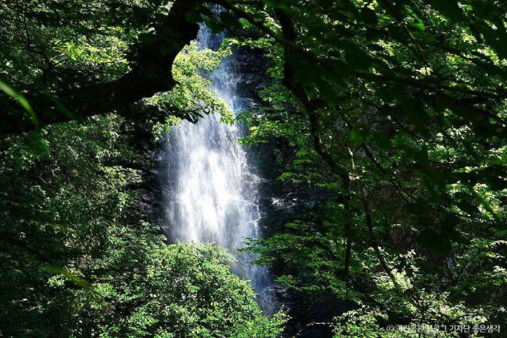불일폭포_1_공공3유형.jpg