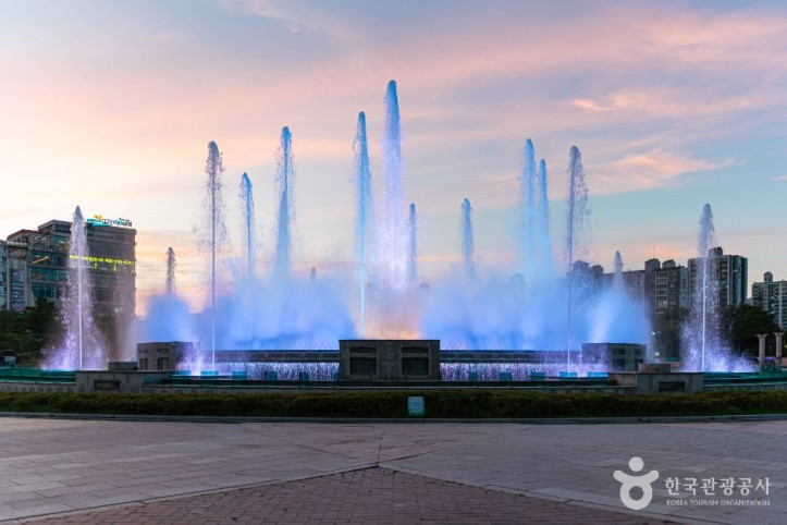 일산호수공원_노래하는분수대_1_공공1유형.jpg