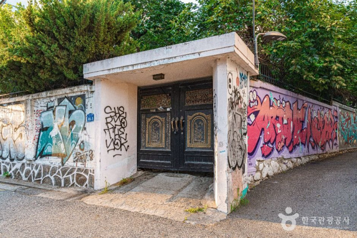 홍대_벽화거리_5_공공1유형.jpg