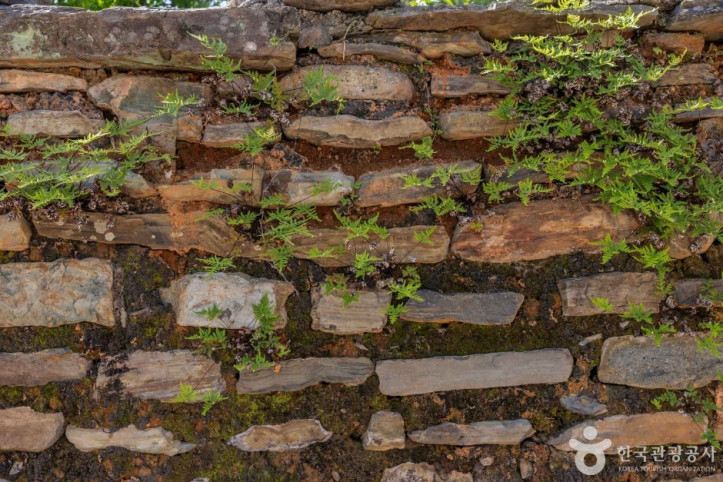 고성_학동마을_옛_담장_2_공공3유형.jpg