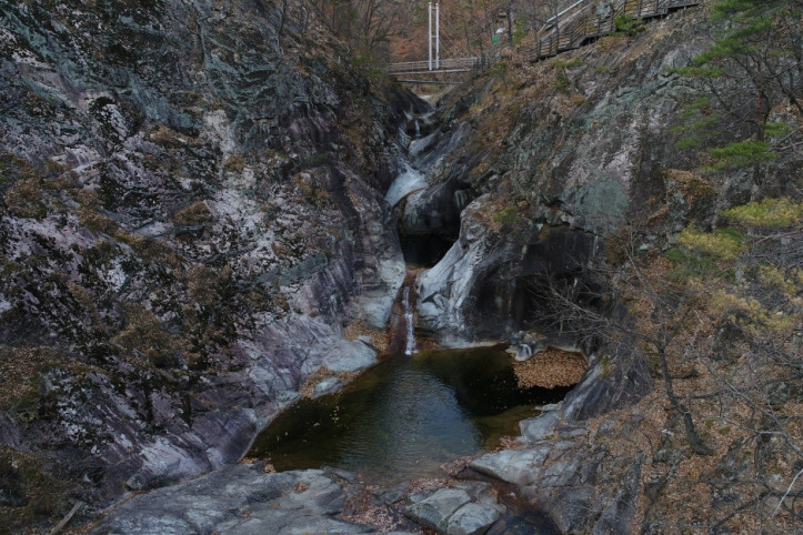 덕구계곡_(경북_동해안_국가지질공원)_3_공공3유형.JPG