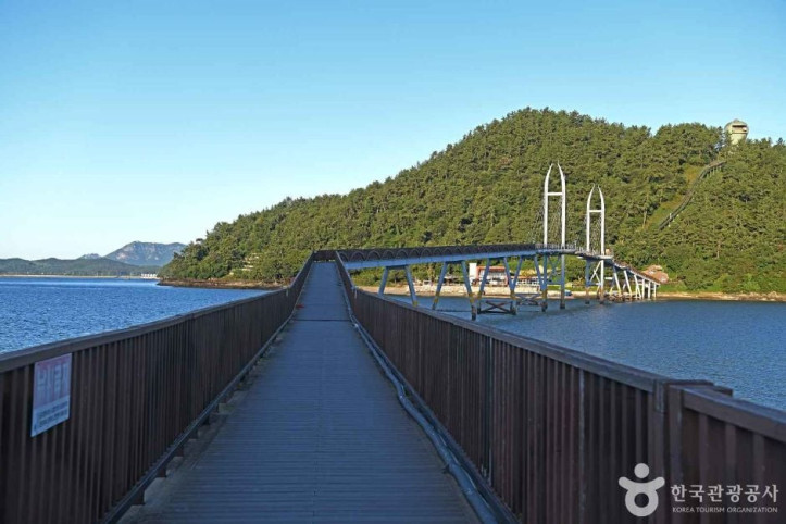 가우도_출렁다리_1_공공3유형.JPG