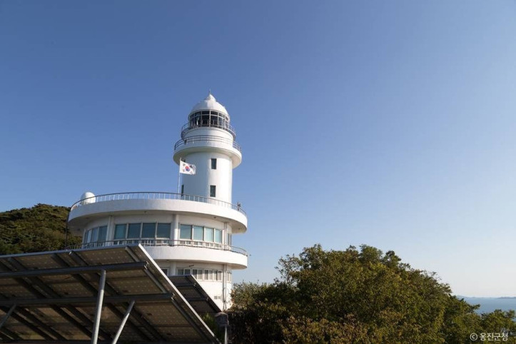 선미도_등대_1_공공3유형.jpg