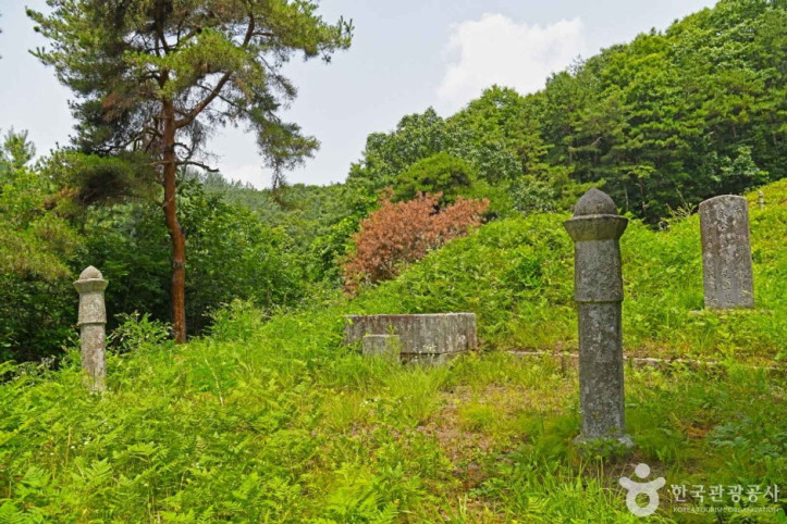 장암_정호_묘소_5_공공3유형.JPG