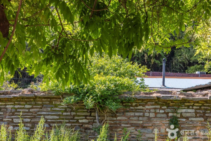 고성_학동마을_옛_담장_9_공공3유형.jpg