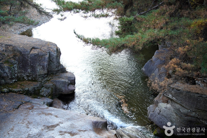 서봉사계곡_마을관리휴양지_7_공공3유형.jpg