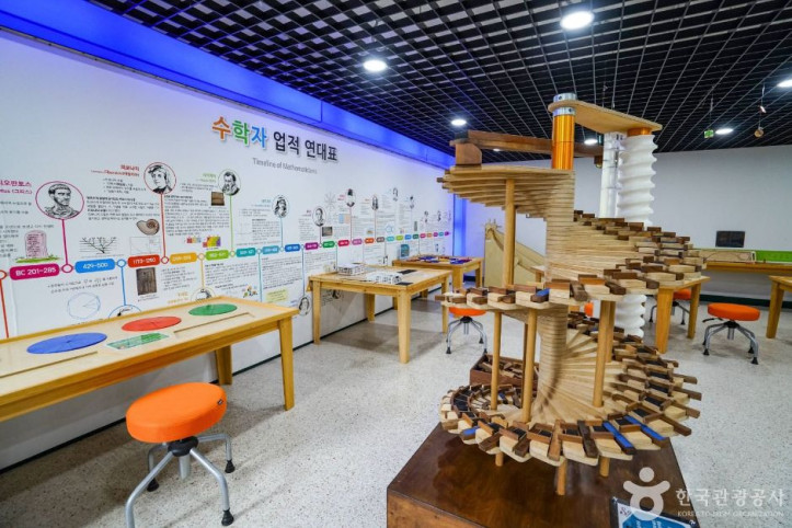 경남수학문화관_진주수학체험센터_4_공공3유형.JPG