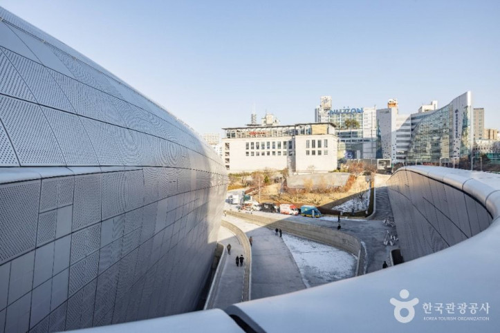 동대문디자인플라자(DDP)_7_공공1유형.jpg