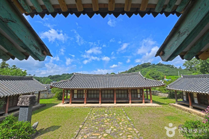 봉암서원_(장성)_6_공공3유형.JPG
