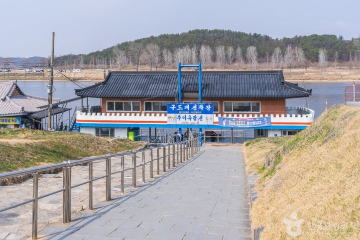 부여백마강유람선_3_공공3유형.jpg