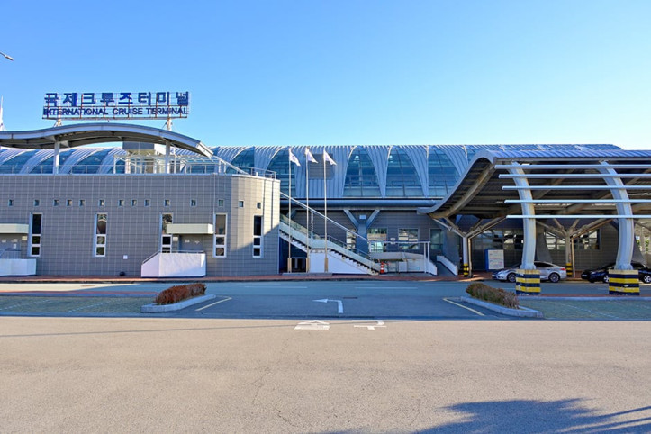 부산항_영도_크루즈터미널_1_공공3유형.JPG