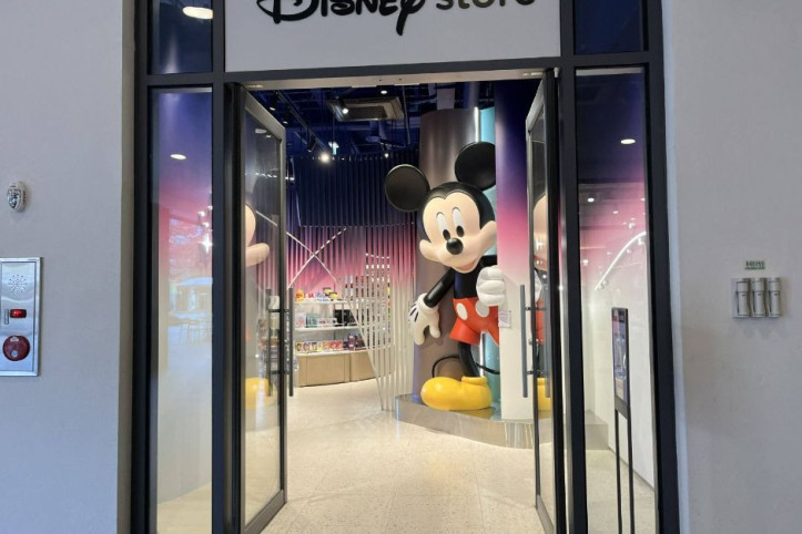 디즈니스토어_현대프리미엄아울렛_대전점_1_공공1유형.jpg