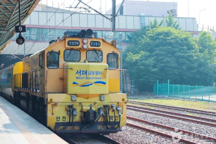 서해금빛열차_3_공공3유형.JPG