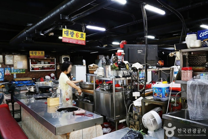 부산_자갈치_양곱창_골목_5_공공3유형.JPG