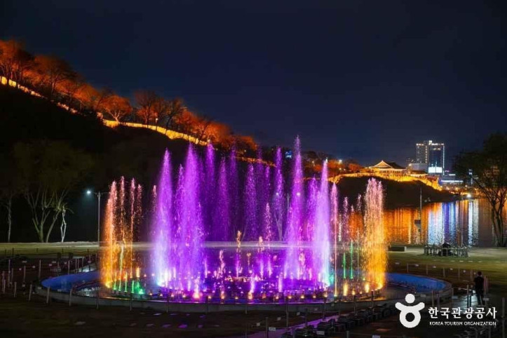 진주_음악분수대_6_공공1유형.jpg