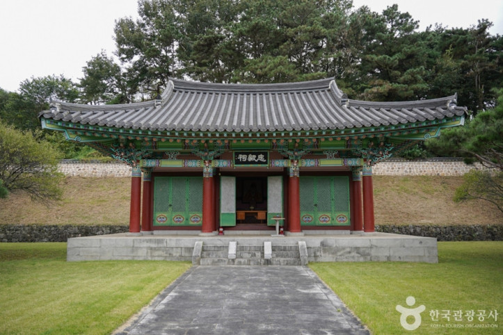정기룡장군유적지(충의사)_1_공공3유형.jpg