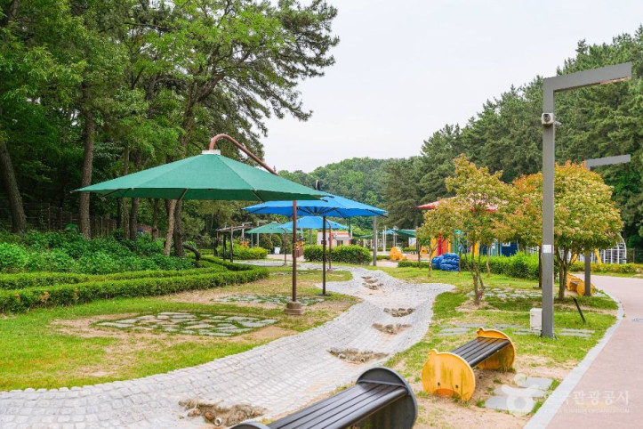 선암호수공원_무지개놀이터_3_공공1유형.jpg