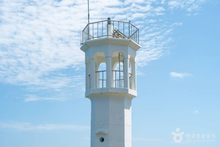 큰끝등대_2_공공1유형.JPG