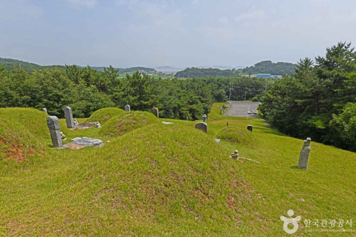 이지함선생묘_3_공공3유형.JPG