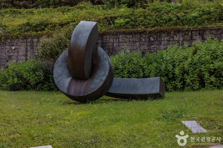 남망산_조각공원_1_공공3유형.jpg