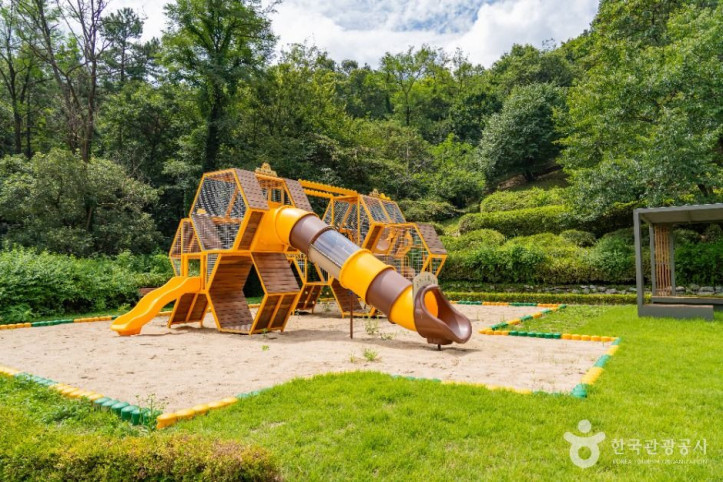 초록산산림욕장_8_공공1유형.jpg