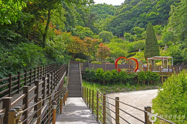 증평_좌구산_명상구름다리_5_공공3유형.JPG