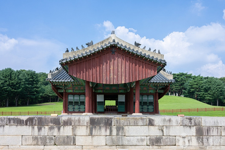 화성_융릉(장조·헌경황후)과_건릉(정조·효의황후)_[유네스코_세계유산]_1_공공3유형.jpg