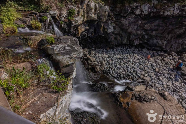 소정방폭포_1_공공3유형.jpg