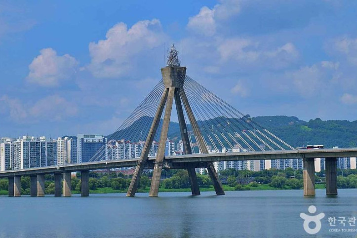 올림픽대교_1_공공3유형.JPG